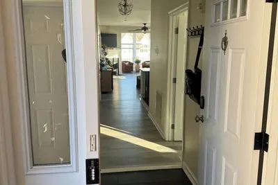 Image de Slipper Shell Sanctuary, a safe haven where you will feel peaceful and cozy.