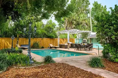 Image de Vernon House - Pool Home in Downtown Ocala