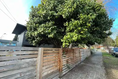 Image de Beautiful 3-bedroom house with Ac in a delightful Seattle neighborhood