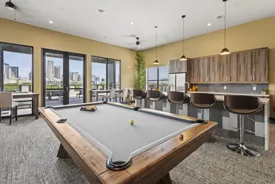 Image de Trendy 1br w/ 10ft Ceilings+Free Parking+ Pets Ok