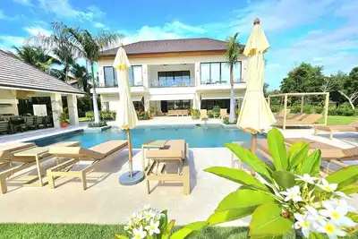 Image de Tortuga C5 modern villa included chef, butler, maid, electric golf car, ebike