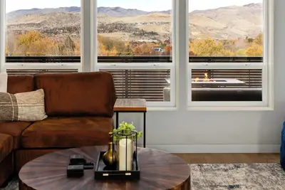 Image de Luxury Ridge Retreat | Hot Tub•Views•FirePit•Games