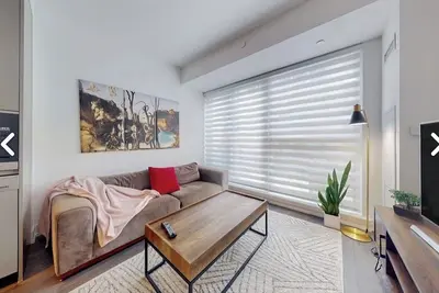 Image de Upscale 2b+2b Condo in Prime Yonge & Eglinton