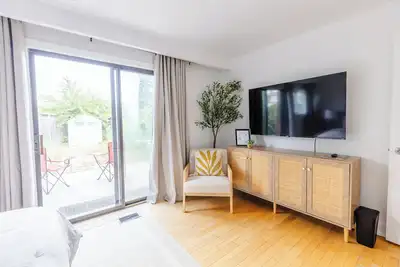 Image de Private 2-Br Suite w/ Patio