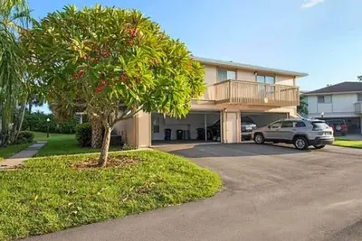 Image de Fort Myers 2-Bedroom, 1. 5-Bath Town House