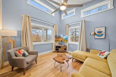 Image de Peaceful Modern Retreat Overlooking Boone Valley – Close to Everything