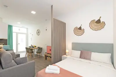 Image de Guest Ready- Modern Apartment near the beach