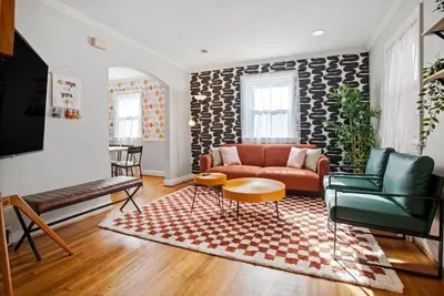 Image de Contemporary City Getaway  Luxe Comfort