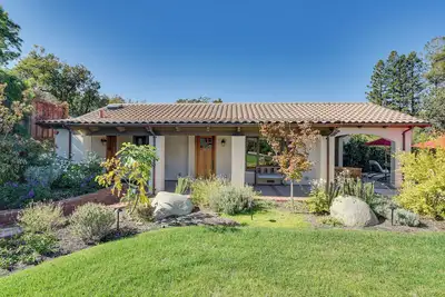 Image de Los Gatos Guest Cottage: 2 Mi to Netflix Hq!