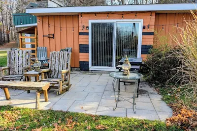 Image de Serene 2-bedroom [sleeps up to 8] lake house on private lake