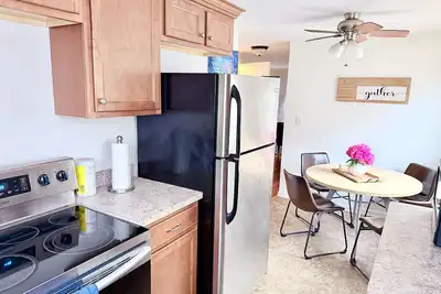 Image de Charming Cozy 1-bedroom apartment in terrific suburban Irondequcit area