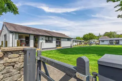 Image de Ash Cottages, pet friendly, with hot tub in Llanrwst