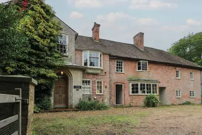 Image de Old Vicarage, pet friendly, luxury holiday cottage in Sellindge