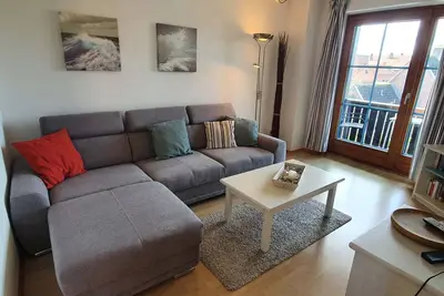 Image de Cozy vacation apartment with covered balcony in Lemkenhafen