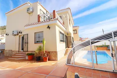 Image de 1073 Villa Lormar