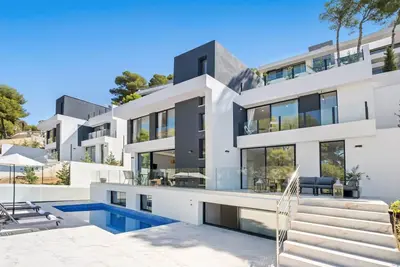 Image de Villa Pinares de San Antón Sea, City & Mountain Views