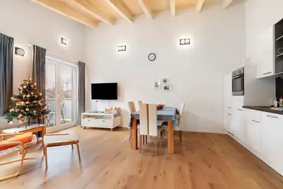 Image de Appartement Rosensteinferien central avec vue sur la montagne et balcon