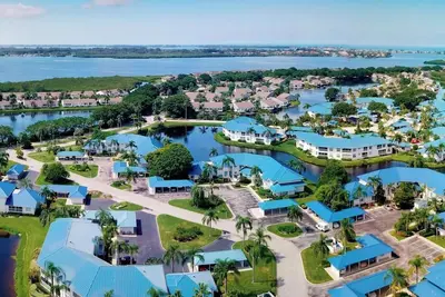 Image de Luxury two bedroom condo with heated pools, near Ami