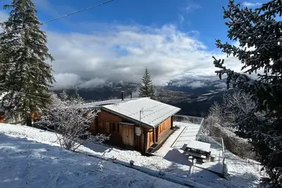 Image de Refuge Montagnard Élégant - 3 Chambres et Salles de Bain Privatives – Pra Loup