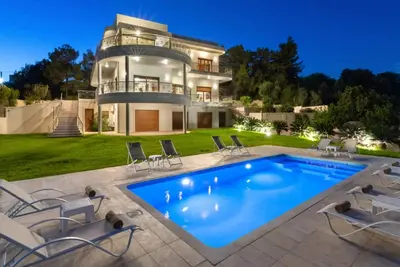 Image de Elegant Rhodes Villa | Villa Themis | 5 Bedrooms | Private Pool | Furnished.