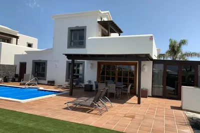 Image de Villa Marisma | 3 Bedrooms | Private Pool | Prime Location | Furnished Terrace.