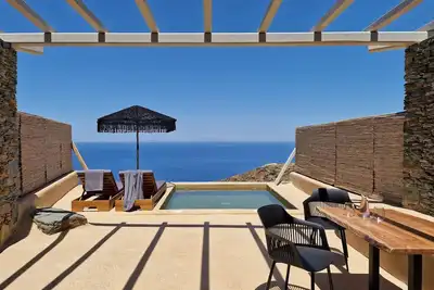 Image de Alluring Folegandros Suite | Iris Suite | Breathtaking Aegean Sea Views |.