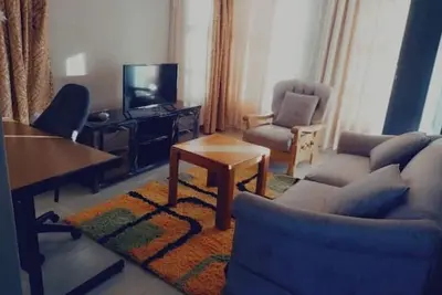 Image de ✨ Cozy Livin’ Retreat — Your Stylish Home in the Heart of the City