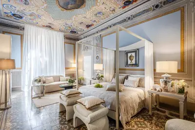 Image de The Frescoed Tale, A Charming 3 Bedrooms Apartment