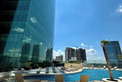 Image de Pox: Green Tower 16th floor : Luxury and elegance - 2h