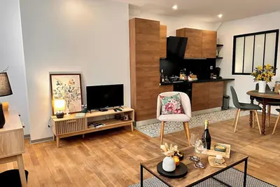 Image de Bel appartement lumineux - Cœur de Moulins - 10 mins à pieds de la gare