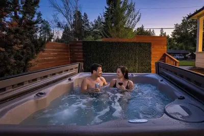 Image de Downtown BnB House - Hot Tub - Barrel Sauna