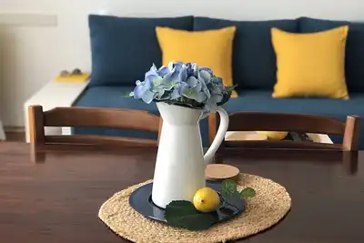 Image de Za do 5 osoba, odlična lokacija, centar, tržni centar, muzička škola, pijaca. . .