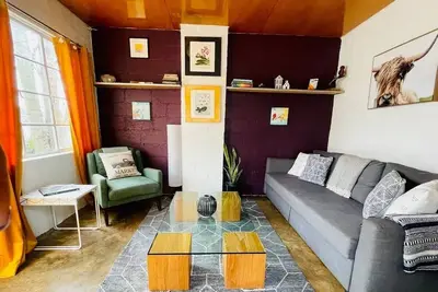 Image de Urban Flower Farm Stay, Convenient to Atlanta restaurants and attractions