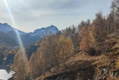Image de Appartement spacieux avec vue montagne