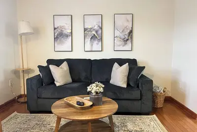 Image de New! 2-bedroom townhome- 0. 3 miles from I-81