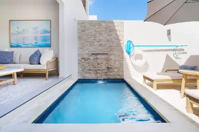 Image de A Modern Vacation Villa - Sorrento 15 (2 bed)