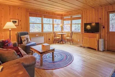 Image de Jack and Elsie's Creekside Hideaway in Mazama