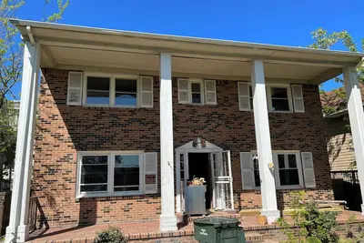 Image de Water Front Oasis - Pet Friendly, Wi-Fi, 85\" Smart Tv, Washer/Dryer, Parking