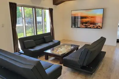 Image de Renovated Equipped with 85 inch TVFor those who  / Nanjo Okinawa