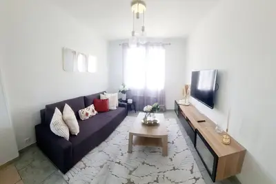 Image de Key hôte, charmant T2 climatis, calme, proche de tout-la seyne sur mer (83500)