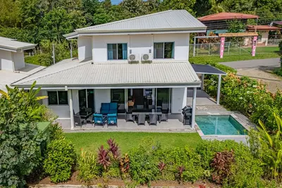 Image de 3 bedroom. 10 min to Beach. Private Pool.