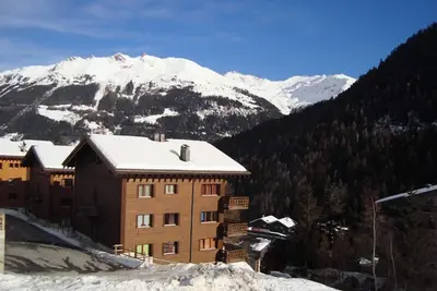 Image de Appartement moderne de 4 pièces pour 8 personnes à deux minutes à pied des remontées mécaniques : 1