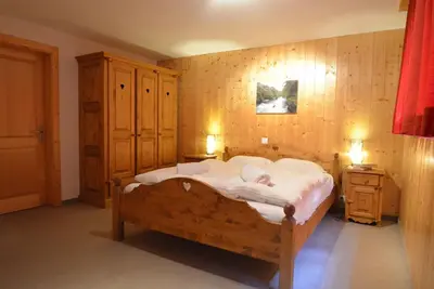 Image de Appartement pour 8 personnes : 1 chambre avec lits superposés - 2 chambre double (avec duvet simples