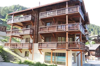 Image de Nouveau avec spa : 3 pièces 4-5 personnes (1er étage) très confortable près des remontées mécaniques