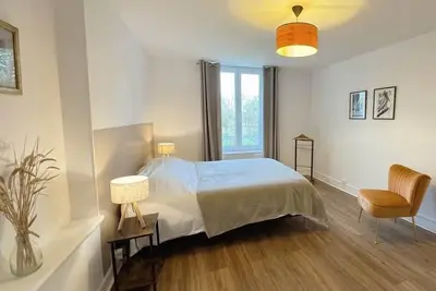 Image de Appart 1, baignoire, 1 chambre, vue parc