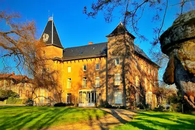 Image de Château de Logne, appart B2 annexe, 2 chambres, vue jardin et château