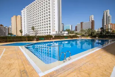 Image de Appartement avec piscine et place de parking à Benidorm, à 500 mètres de la plage de Levante