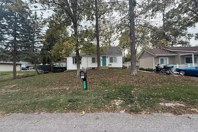 Image de Charming 3-bedroom house in beautiful Lakeview with Ac and deck