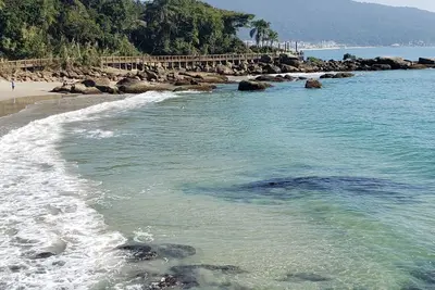 Image de Duplex apartment very close to Bombinhas beach.