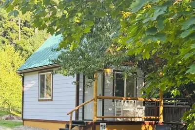 Image de Umpqua National Forest King Cabin #16 – Near Crater Lake & Umpqua Hot Springs